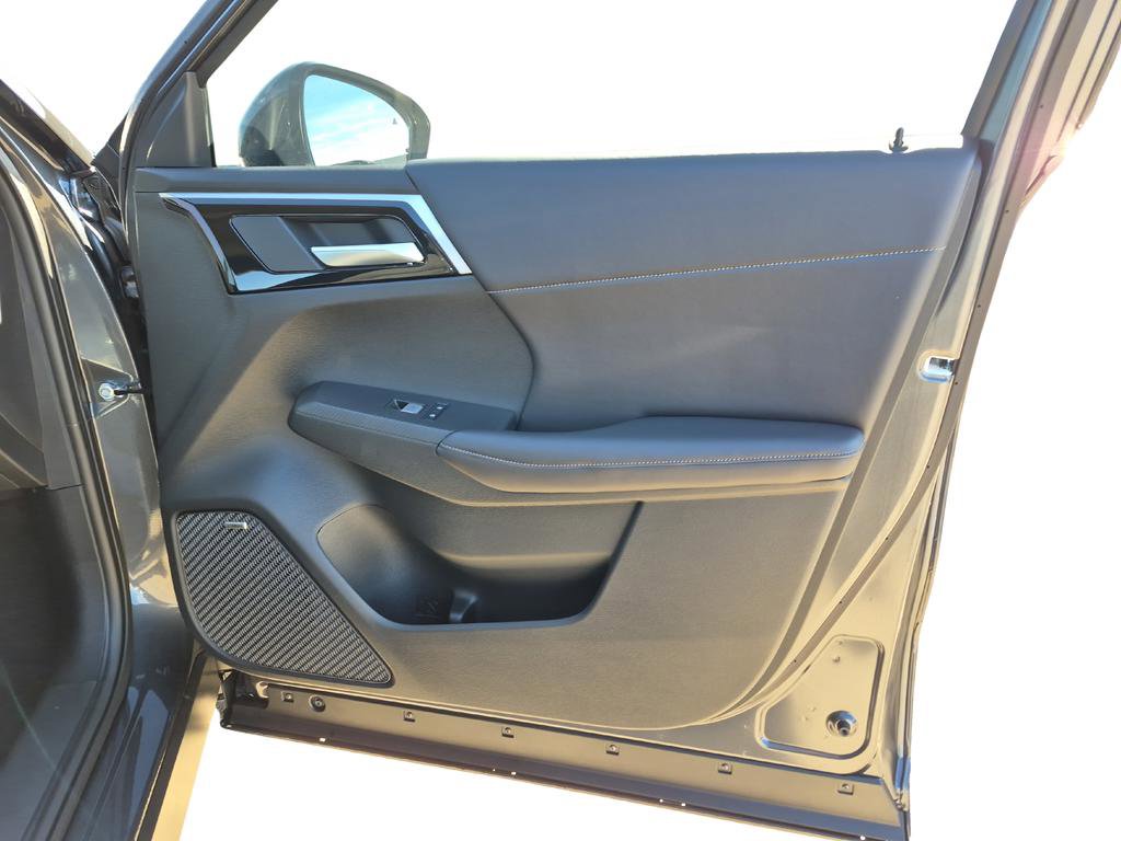 New 2026 Mitsubishi Outlander SE image 30