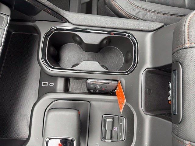New 2026 GMC Sierra 1500 AT4 w/ AT4 Premium Package AWD/4WD image 34