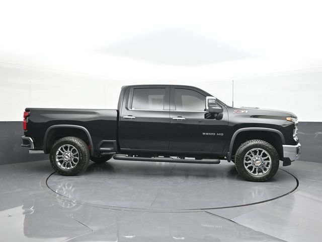 New 2026 Chevrolet Silverado 2500 LTZ w/ LTZ Convenience Package AWD/4WD image 13