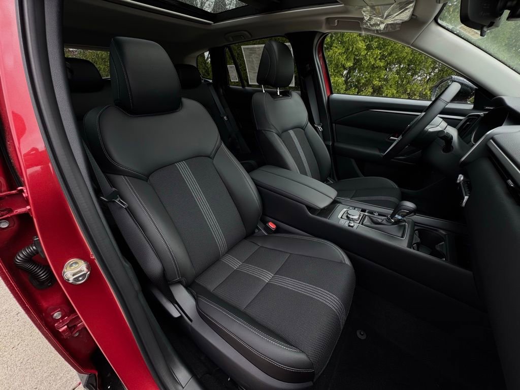 Used 2025 MAZDA CX-50 AWD 2.5 S w/ Cargo Package image 28