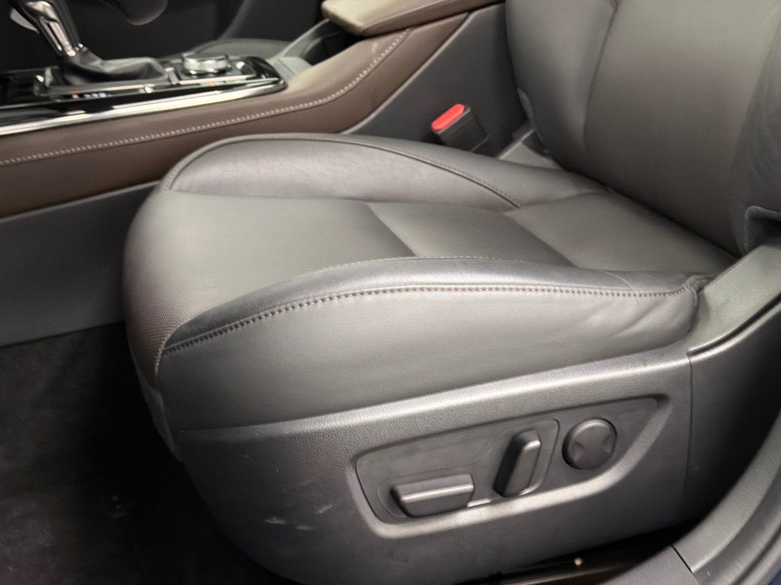 Certified 2025 MAZDA CX-30 AWD 2.5 S w/ Premium Package image 16