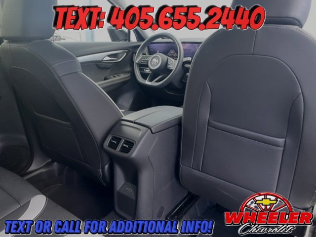 Used 2025 Buick Envision Sport Touring image 11