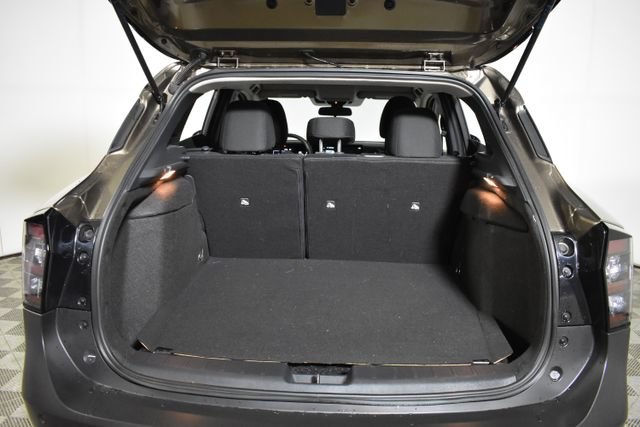 Certified 2025 Nissan Kicks SV AWD/4WD image 28