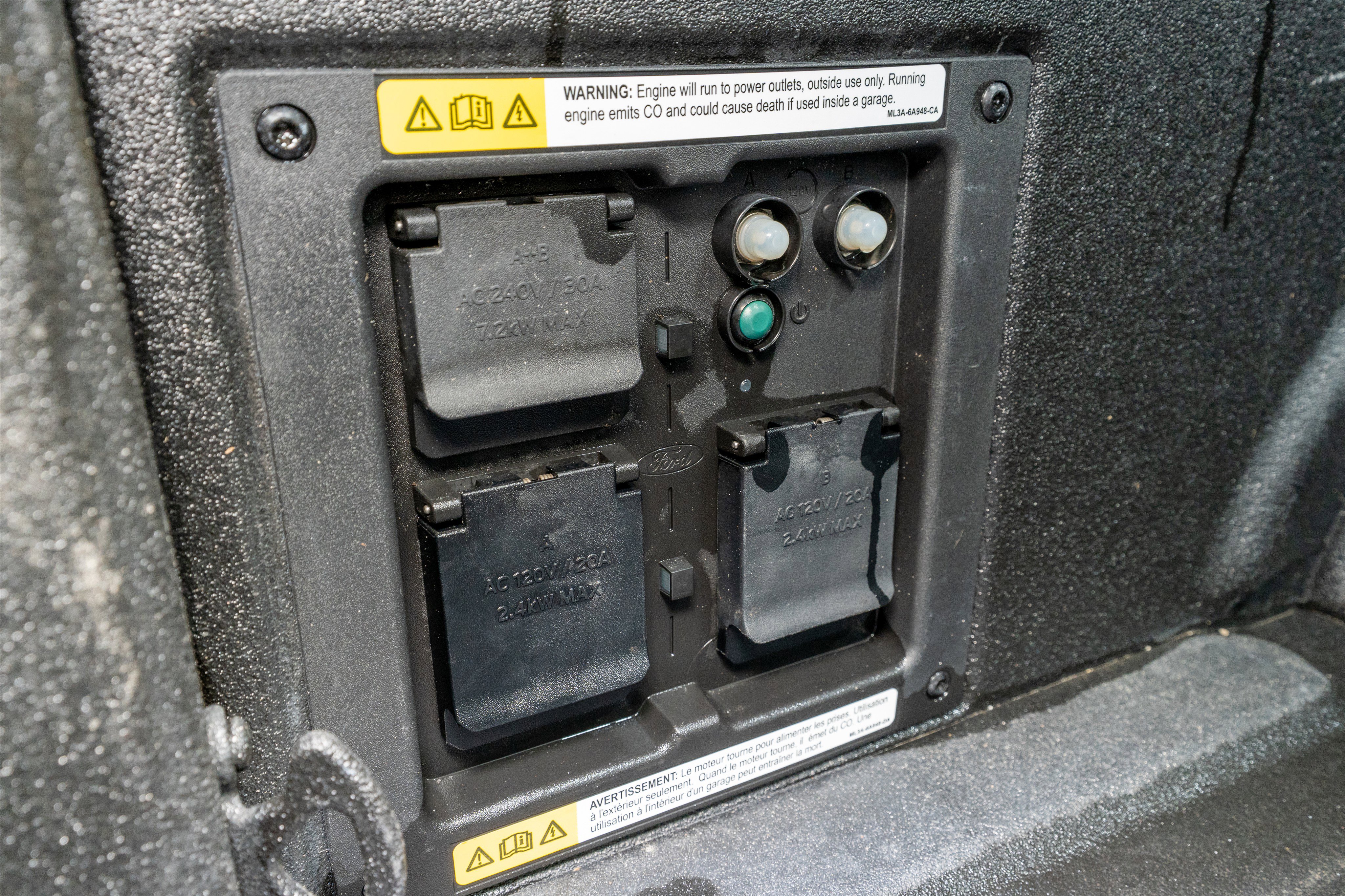 Used 2023 Ford F150 Limited AWD/4WD image 13