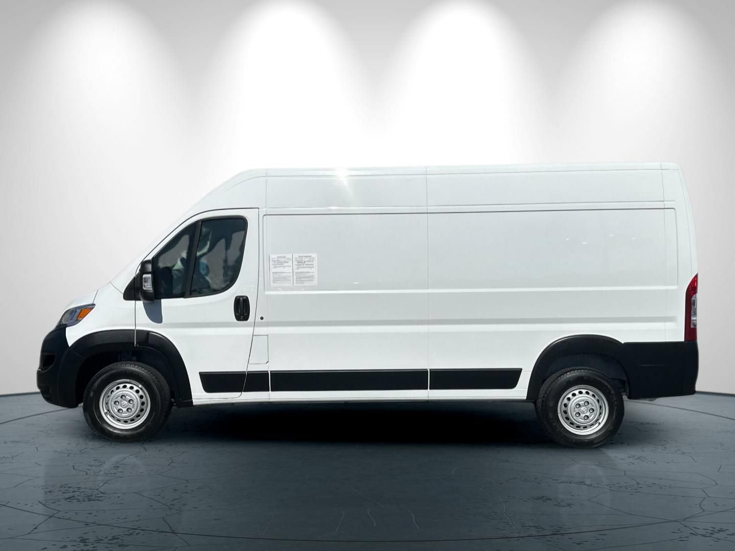 Used 2026 RAM ProMaster 2500 w/ Convenience Group FWD image 7