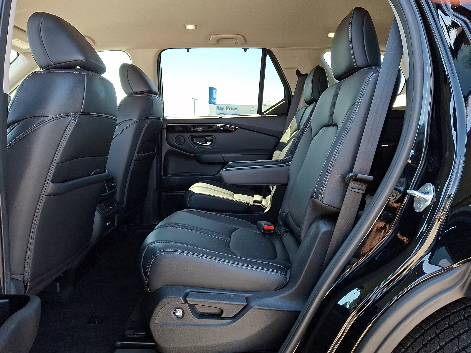 Certified 2023 Honda Pilot EX-L image 10