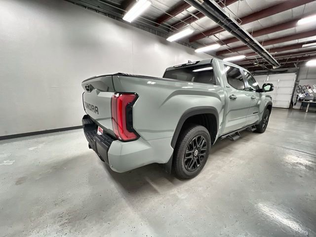 Used 2024 Toyota Tundra Limited AWD/4WD image 8