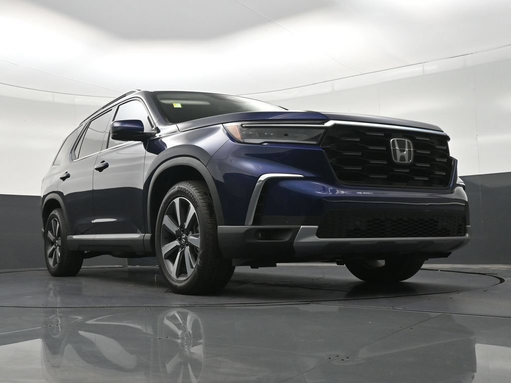 Used 2025 Honda Pilot Touring image 30