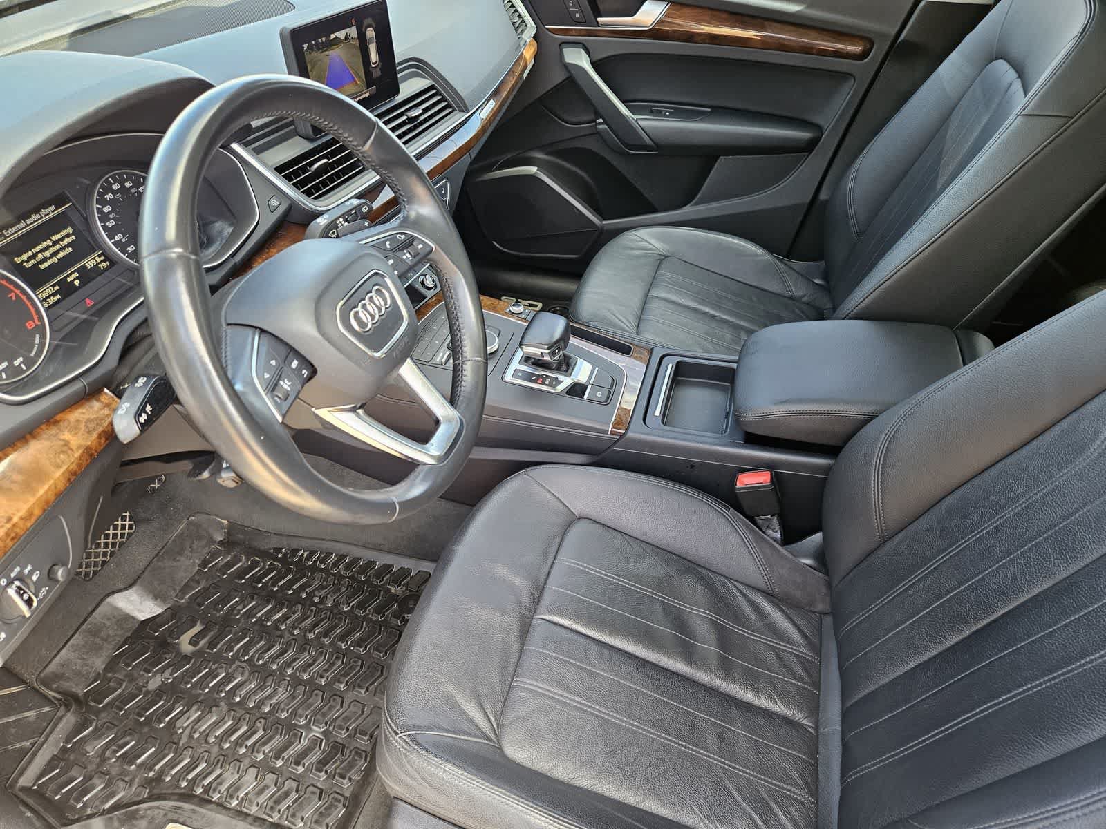 Used 2018 Audi Q5 2.0T Premium Plus w/ Premium Plus Package AWD/4WD image 2