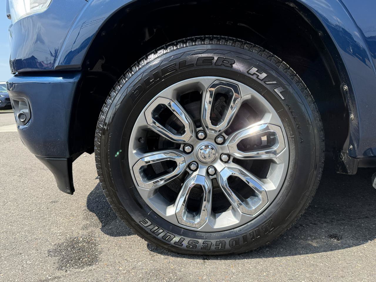 Used 2022 RAM 1500 Laramie w/ Sport Appearance Package AWD/4WD image 25