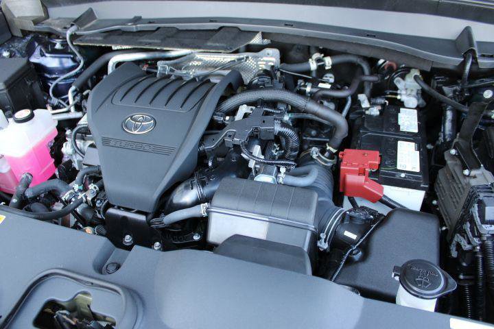 Certified 2024 Toyota Grand Highlander AWD image 26