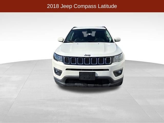 Used 2018 Jeep Compass Latitude w/ Cold Weather Group image 2