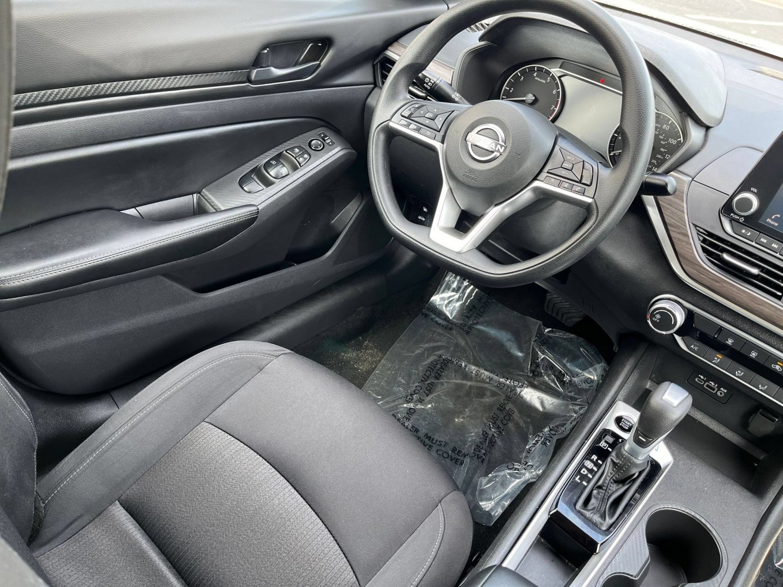 Used 2026 Nissan Altima 2.5 SV FWD image 39