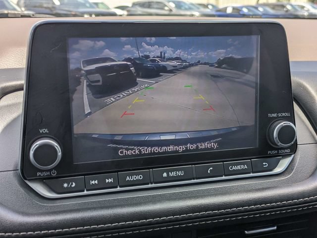 Used 2023 Nissan Rogue SV FWD image 22