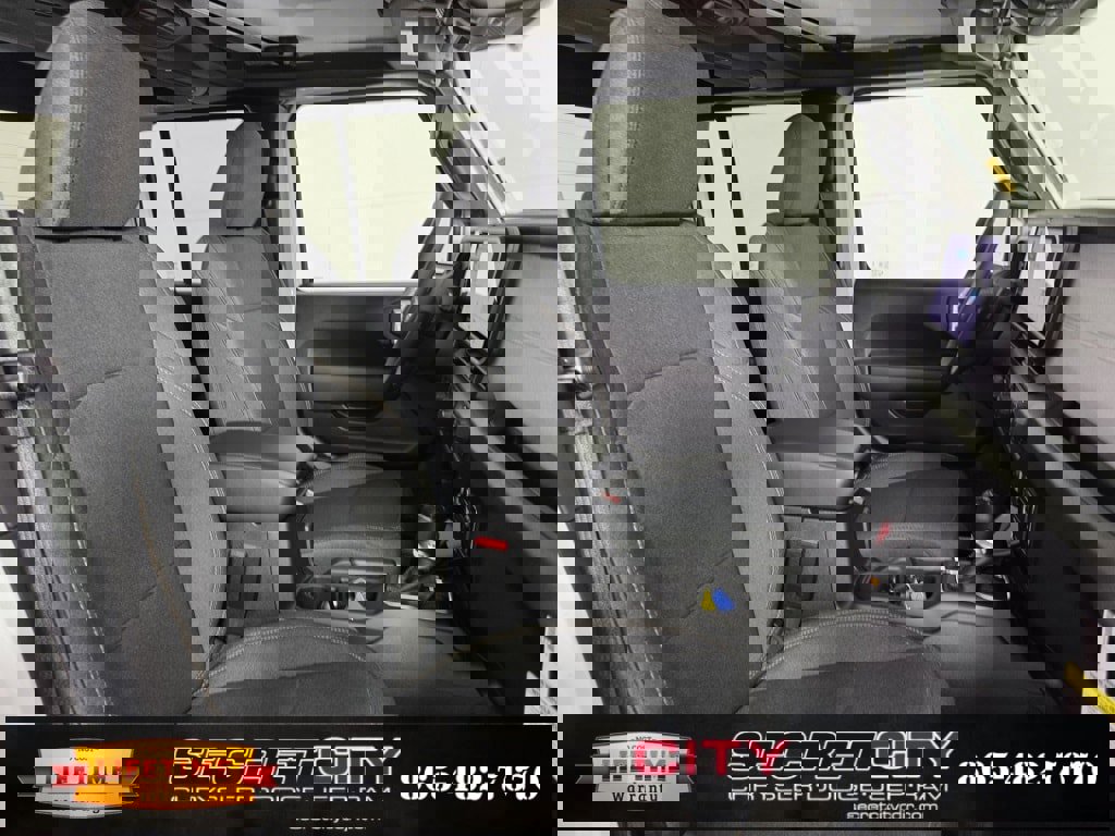 New 2025 Jeep Gladiator Sport image 30