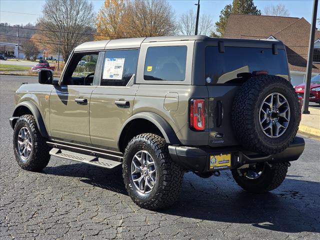 New 2025 Ford Bronco Badlands image 19