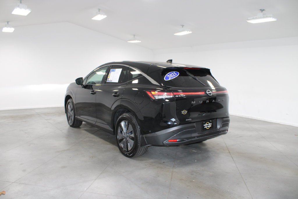 Used 2025 Nissan Murano SL AWD/4WD image 7