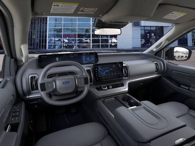 New 2026 Ford Expedition Active RWD image 9