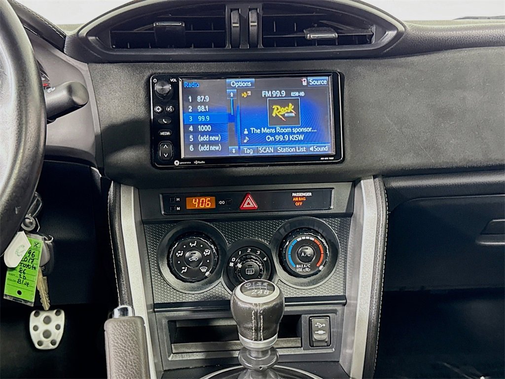 Used 2017 Toyota 86 image 15