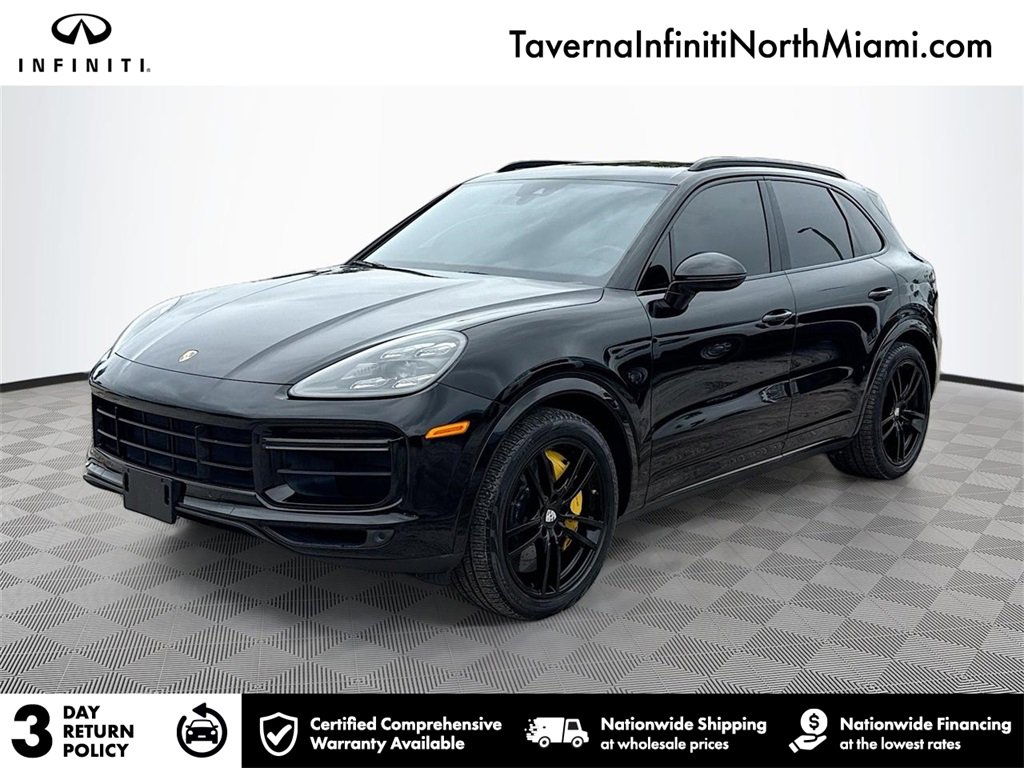 Used 2019 Porsche Cayenne Turbo w/ Premium Plus Package image 1