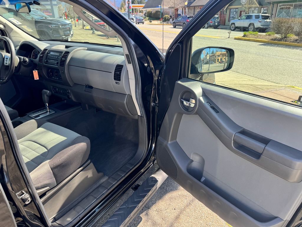 Used 2007 Nissan Xterra SE image 11