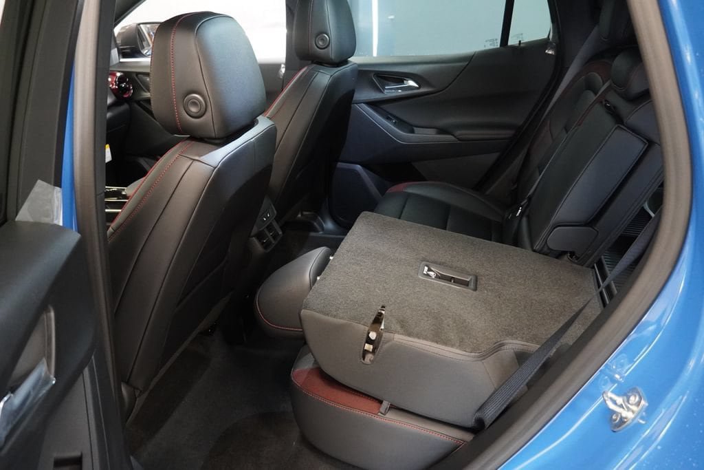 New 2027 Chevrolet Equinox RS w/ Convenience Package III AWD/4WD image 19