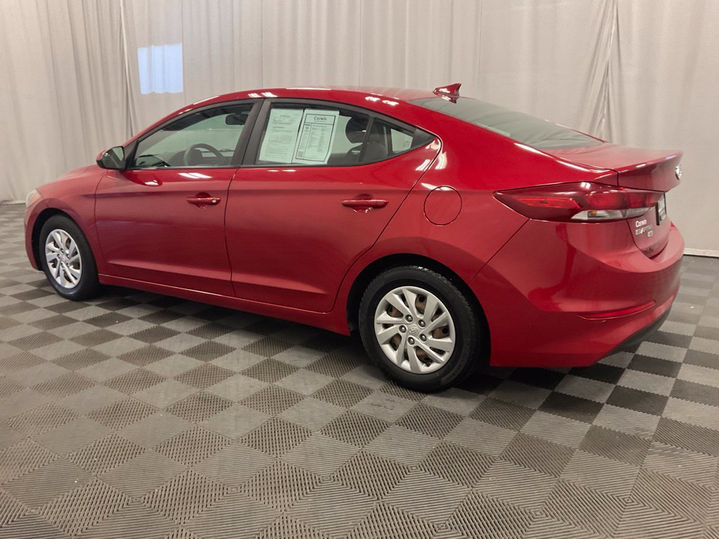 Used 2017 Hyundai Elantra SE FWD image 8
