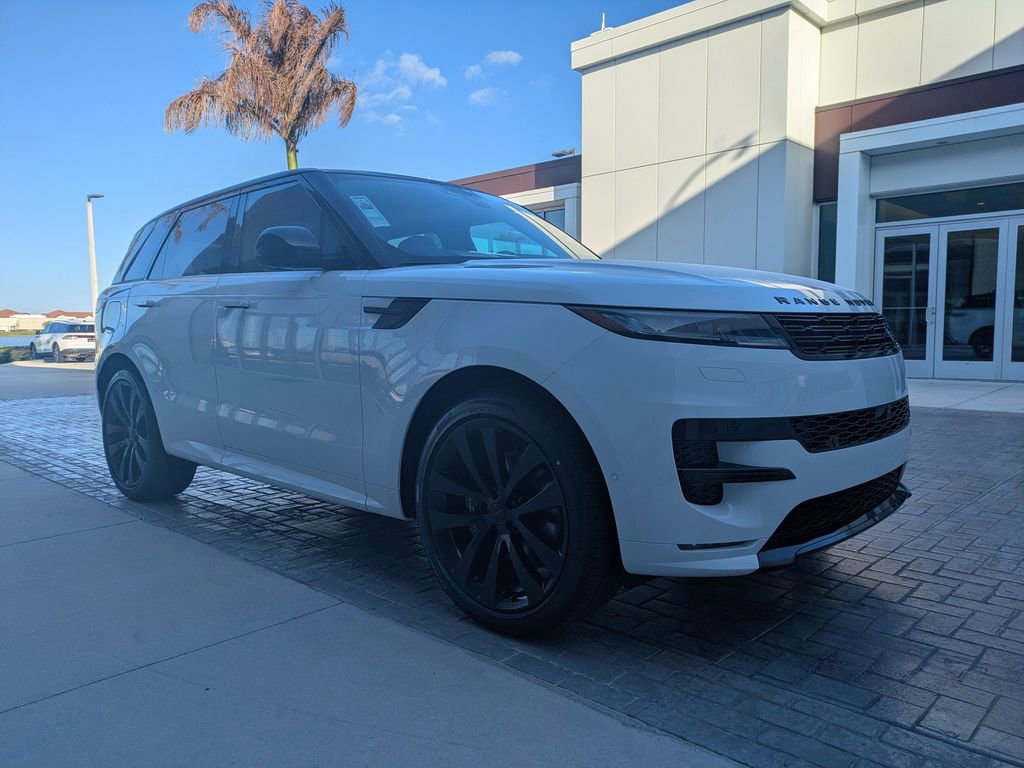 New 2026 Land Rover Range Rover Sport Dynamic SE image 3