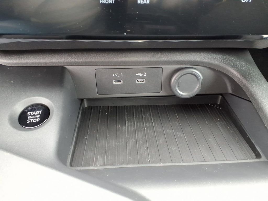 New 2026 Nissan Sentra SV image 13