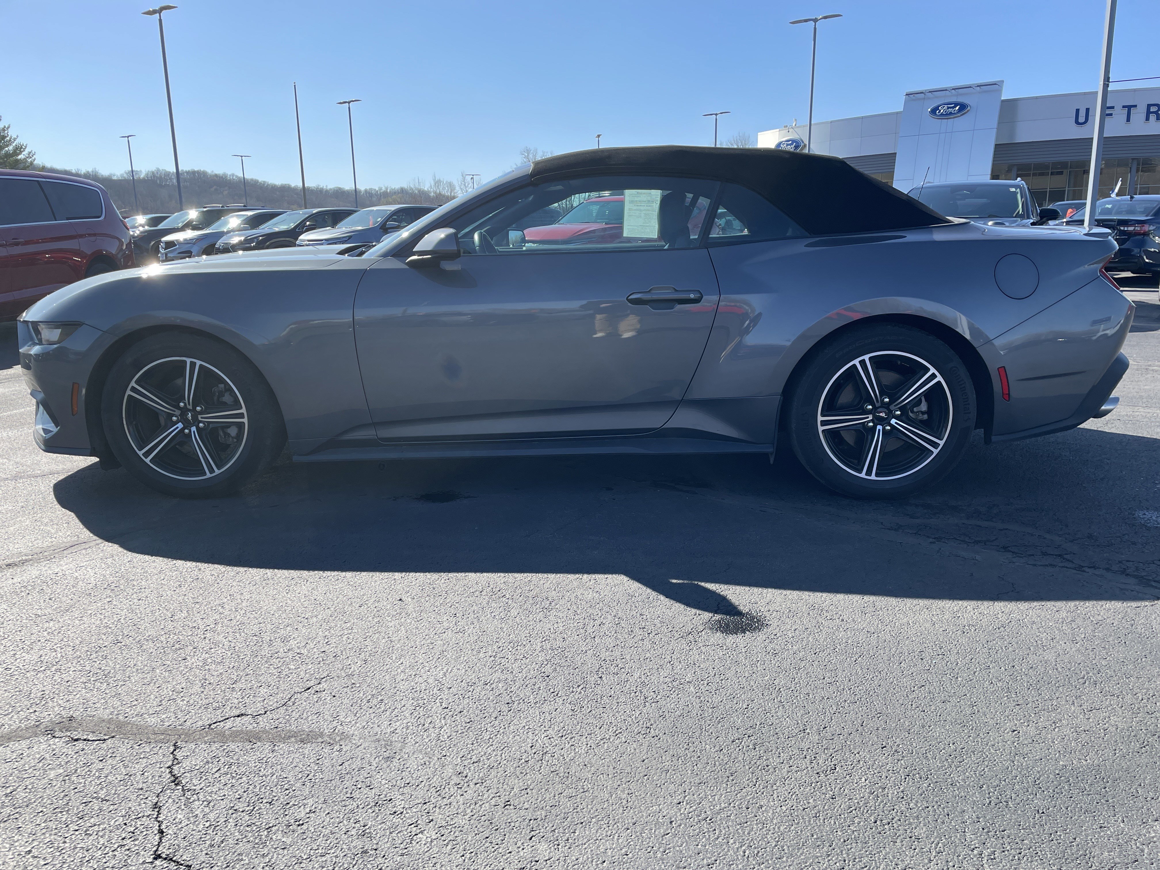 Used 2024 Ford Mustang Premium image 2