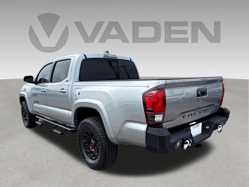 Used 2021 Toyota Tacoma SR5 RWD image 24