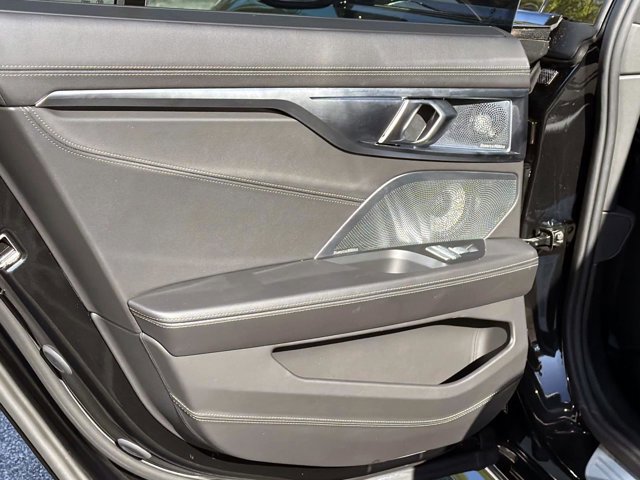 Used 2023 BMW ALPINA B8 xDrive Gran Coupe image 11