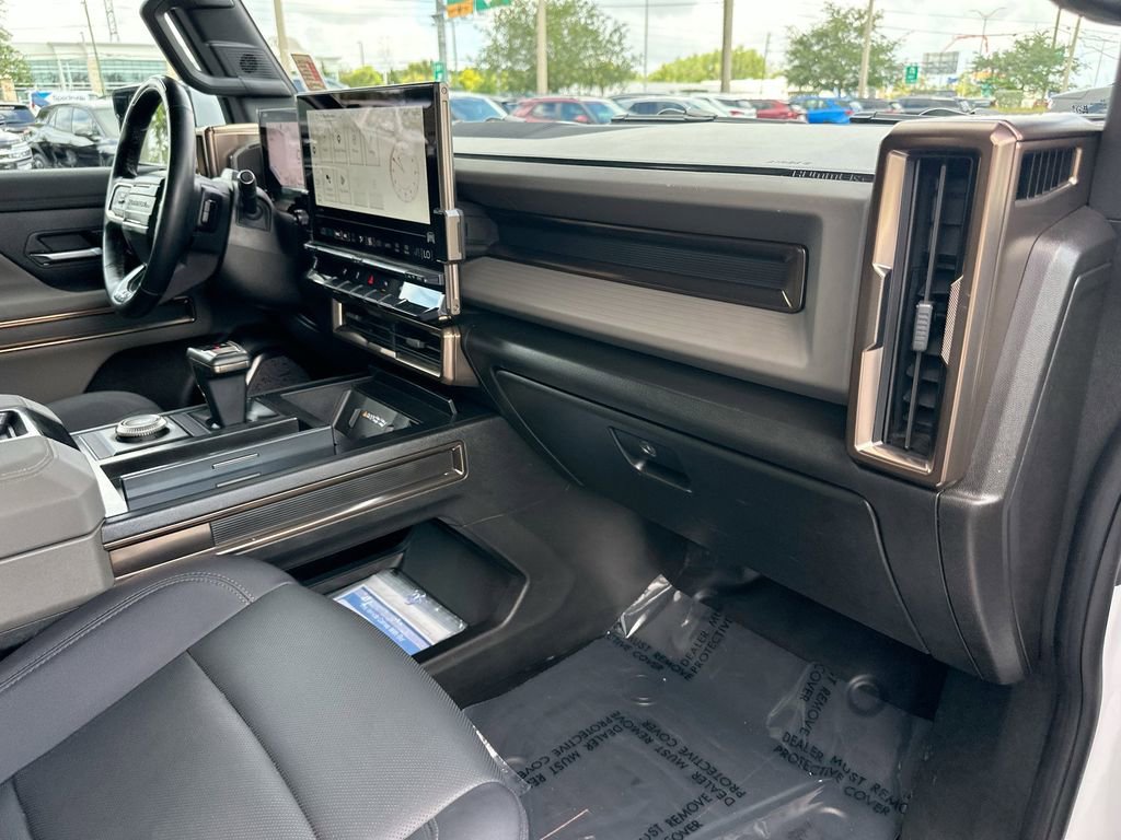 Certified 2025 GMC Hummer EV 3X AWD/4WD image 29
