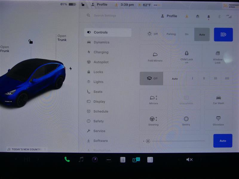 Used 2022 Tesla Model Y Performance image 12
