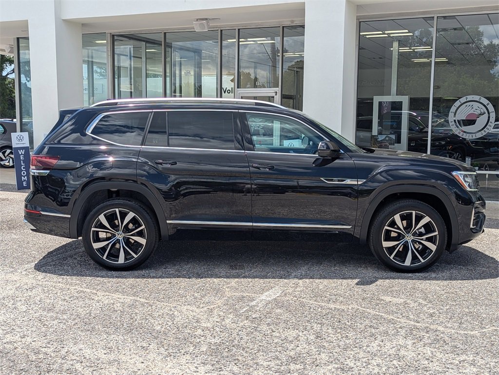 New 2025 Volkswagen Atlas SEL Premium R-Line image 8