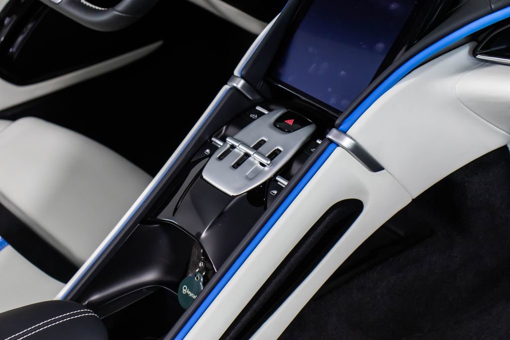 Certified 2025 Ferrari Roma Spider image 53