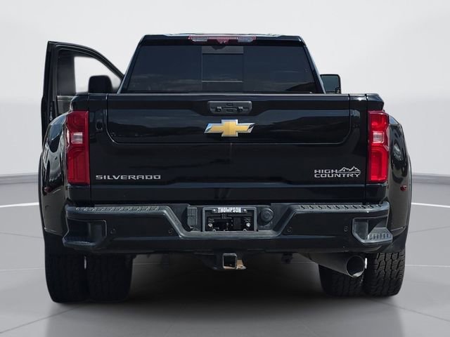 Used 2022 Chevrolet Silverado 3500 High Country w/ Technology Package image 4