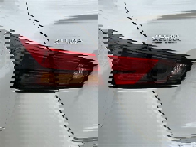 Used 2021 Nissan Altima 2.5 SR image 6