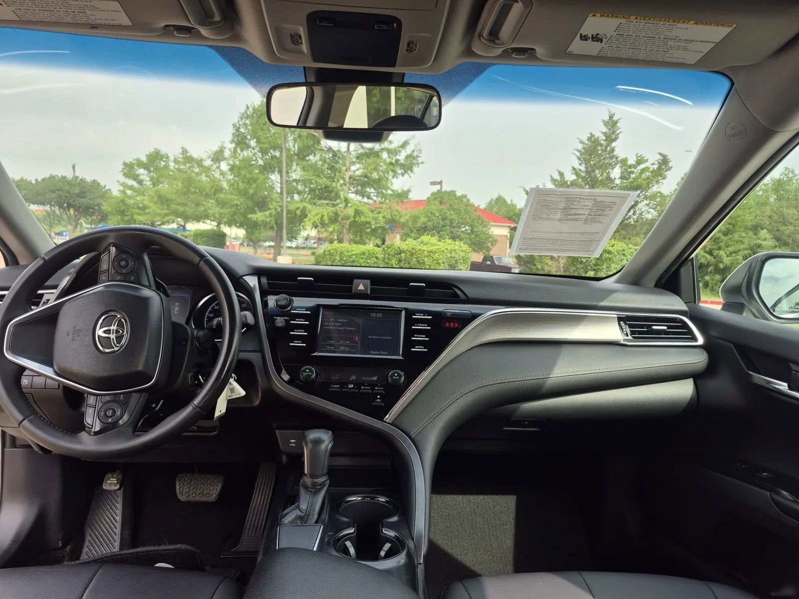 Used 2018 Toyota Camry SE FWD image 20
