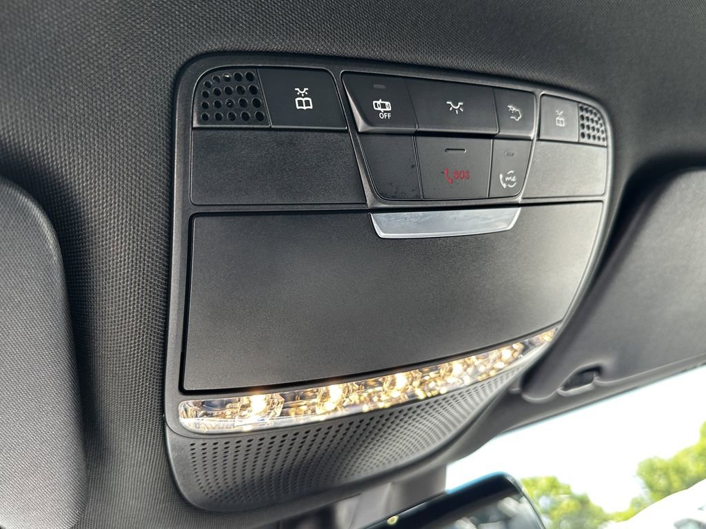 Certified 2021 Mercedes-Benz GLC 43 AMG 4MATIC image 33