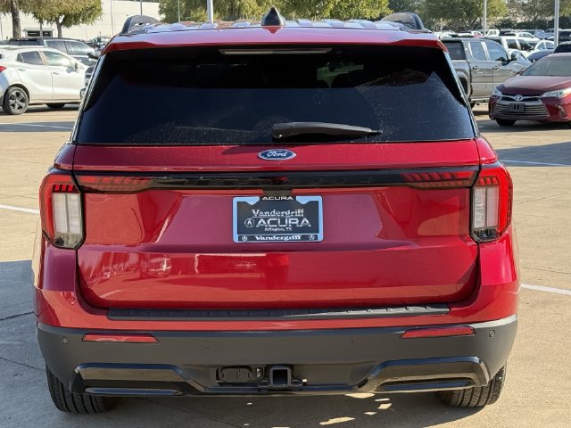 Used 2025 Ford Explorer ST-Line w/ Premium Package RWD image 5
