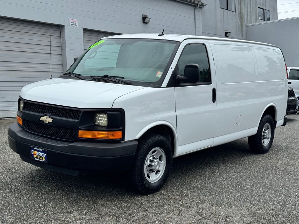 Used 2015 Chevrolet Express 3500 RWD image 4