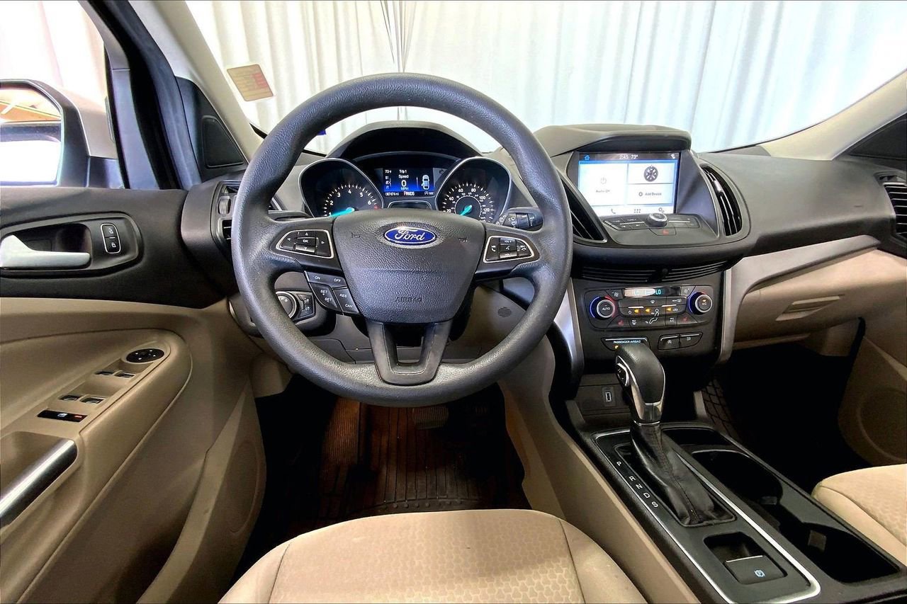Used 2019 Ford Escape SE image 14