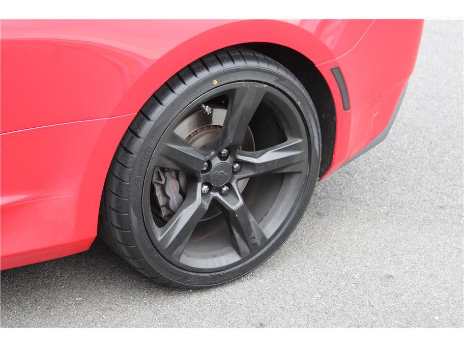 Used 2018 Chevrolet Camaro SS image 6