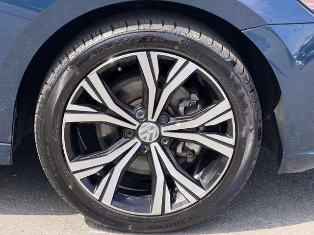 Used 2022 Volkswagen Passat 2.0T SE image 7