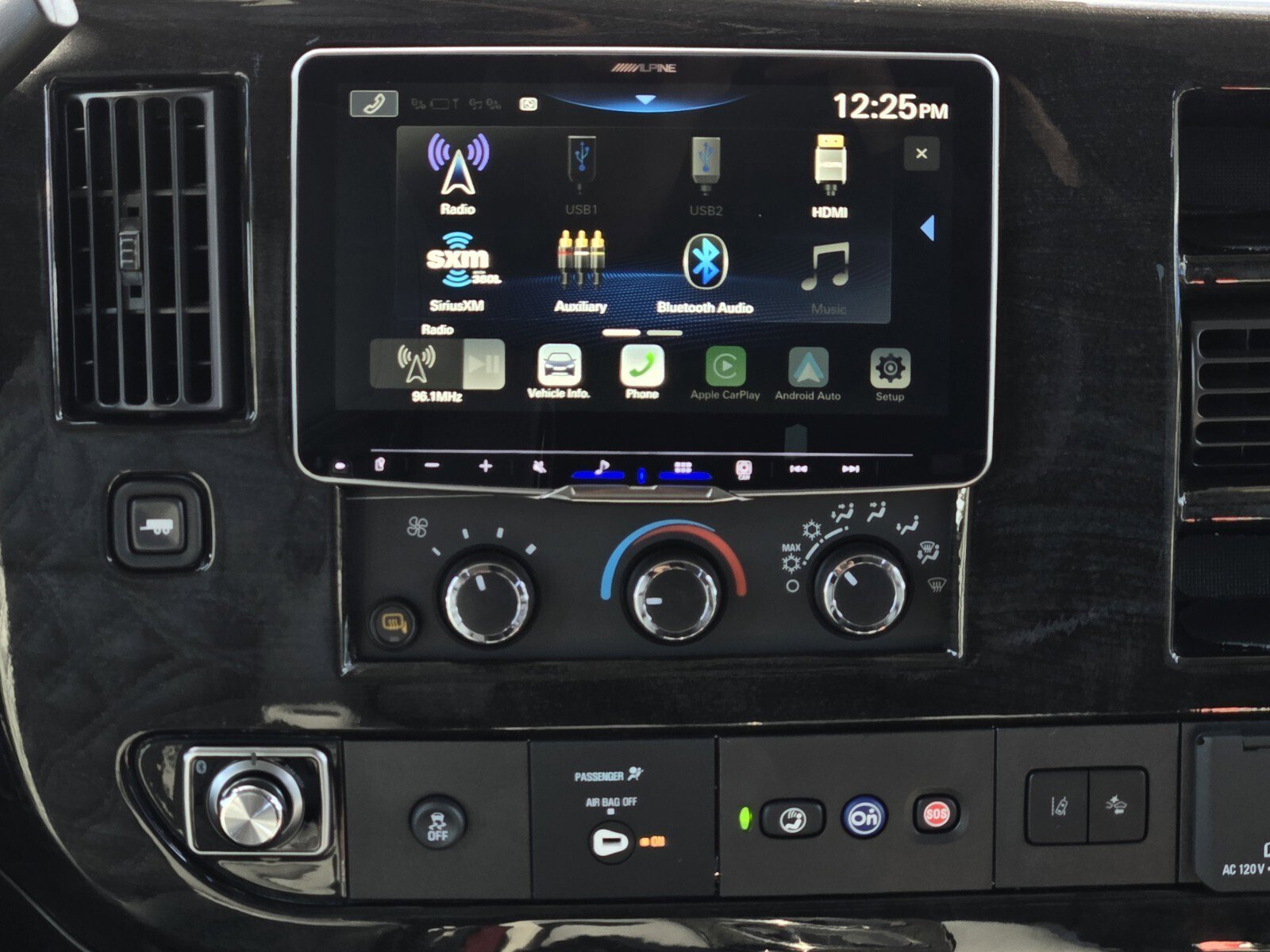 New 2025 Chevrolet Express 2500 Extended image 12