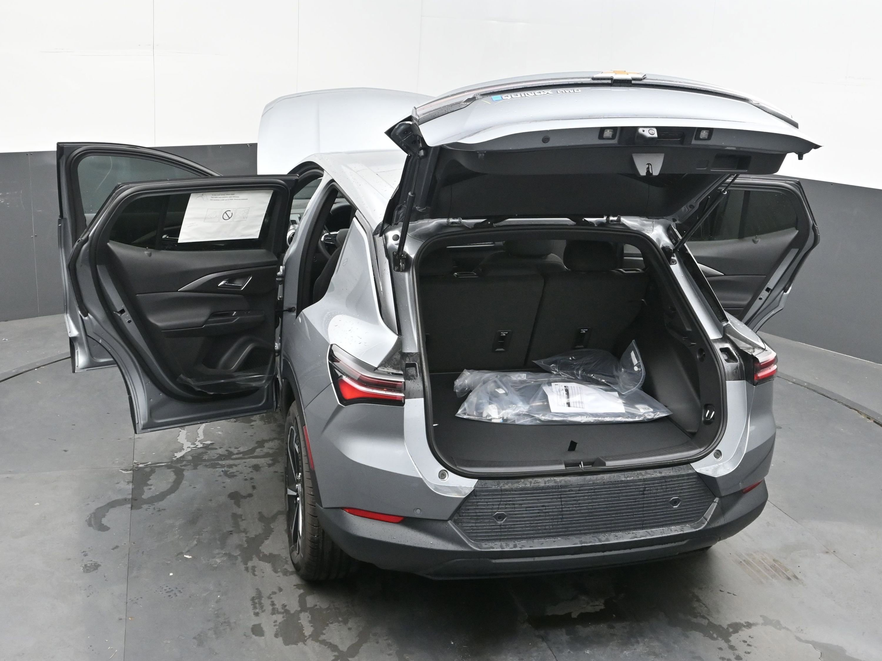 New 2026 Chevrolet Equinox EV LT image 45