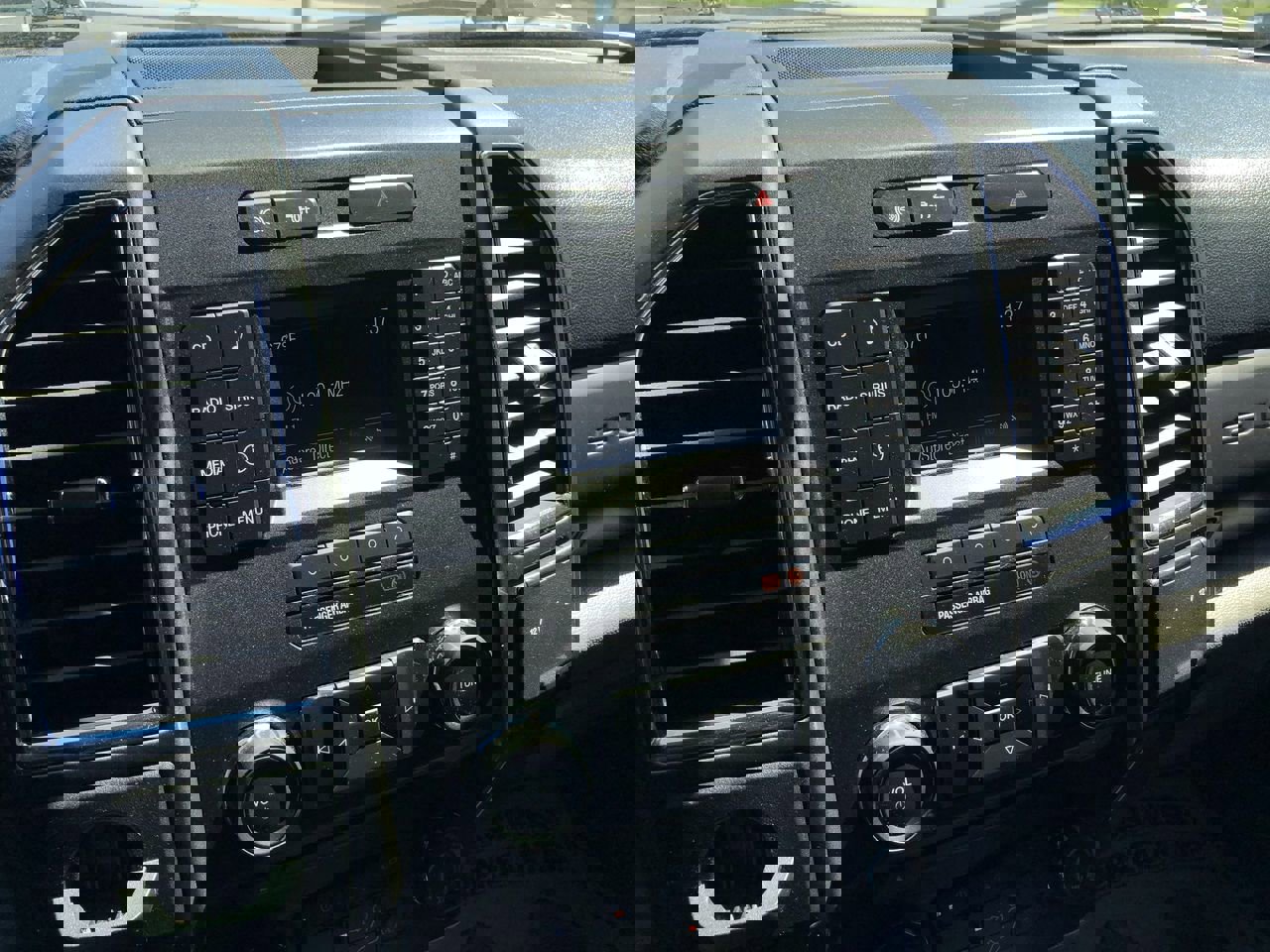 Used 2017 Ford F250 XLT image 19