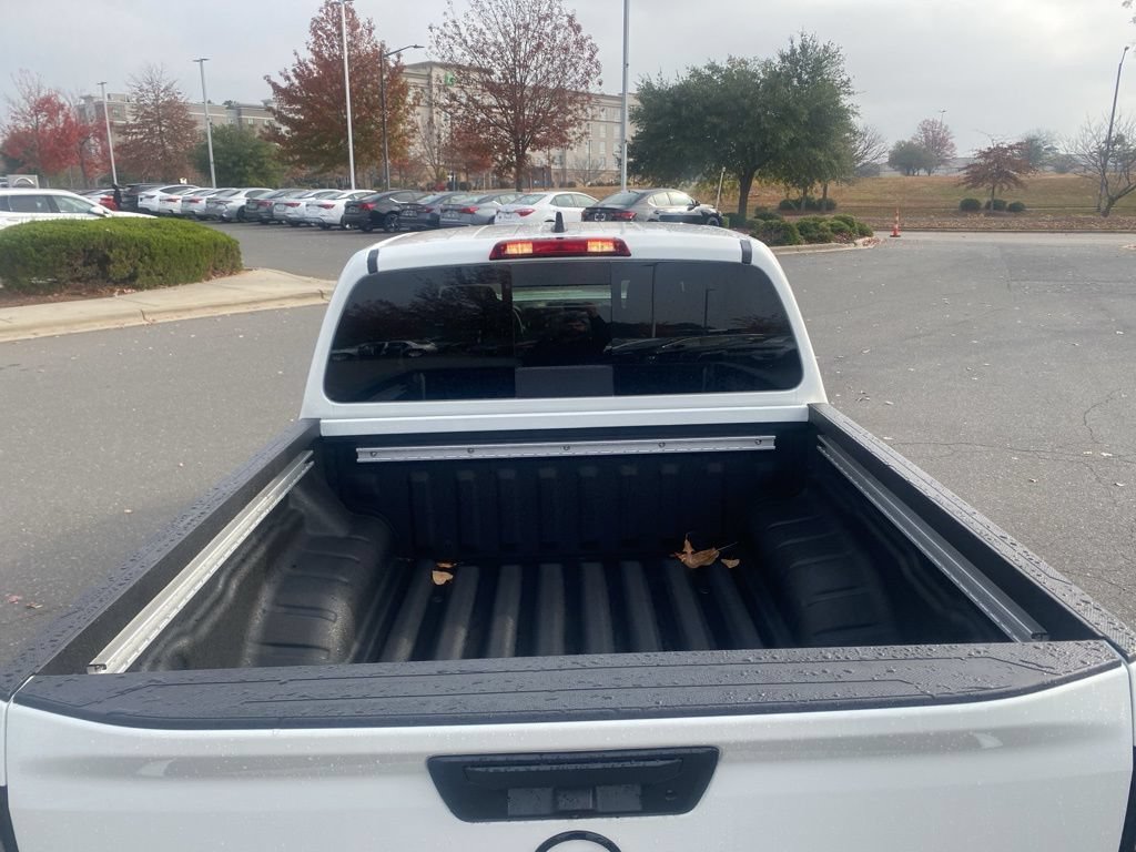 New 2026 Nissan Frontier SV w/ SV Convenience Package AWD/4WD image 8
