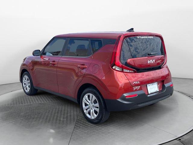 Used 2022 Kia Soul LX FWD image 3